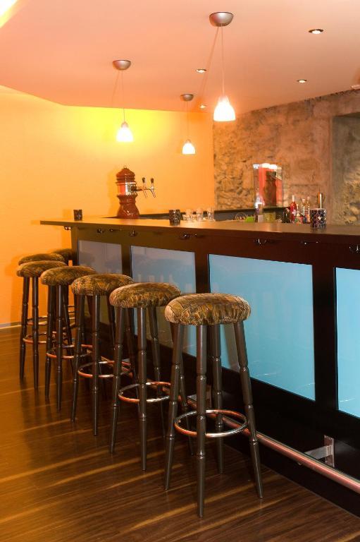 Uetendorf Hotel Restaurant Roessli מראה חיצוני תמונה